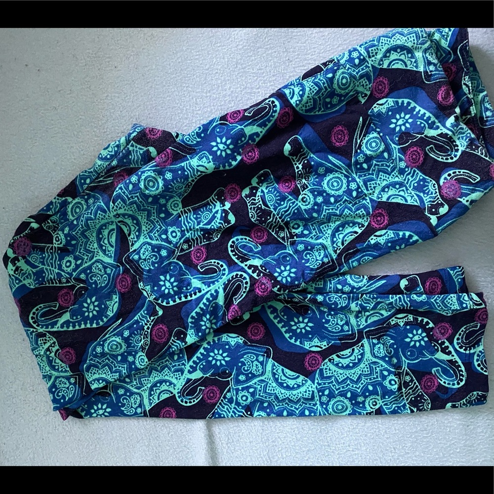 Lularoe elephant leggings one size